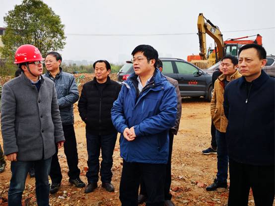 說明: E:\共享文件夾\禾河大道路堤結合改造工程施工2標段\項目進度圖片\領導檢查\2019.2.25水利廳廖瑞釗防汛檢查\未標題-1.jpg